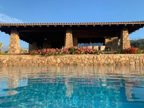 A pochi km da Santa Teresa Gallura, spettacolare villa vista mare con piscina IUN Q5020